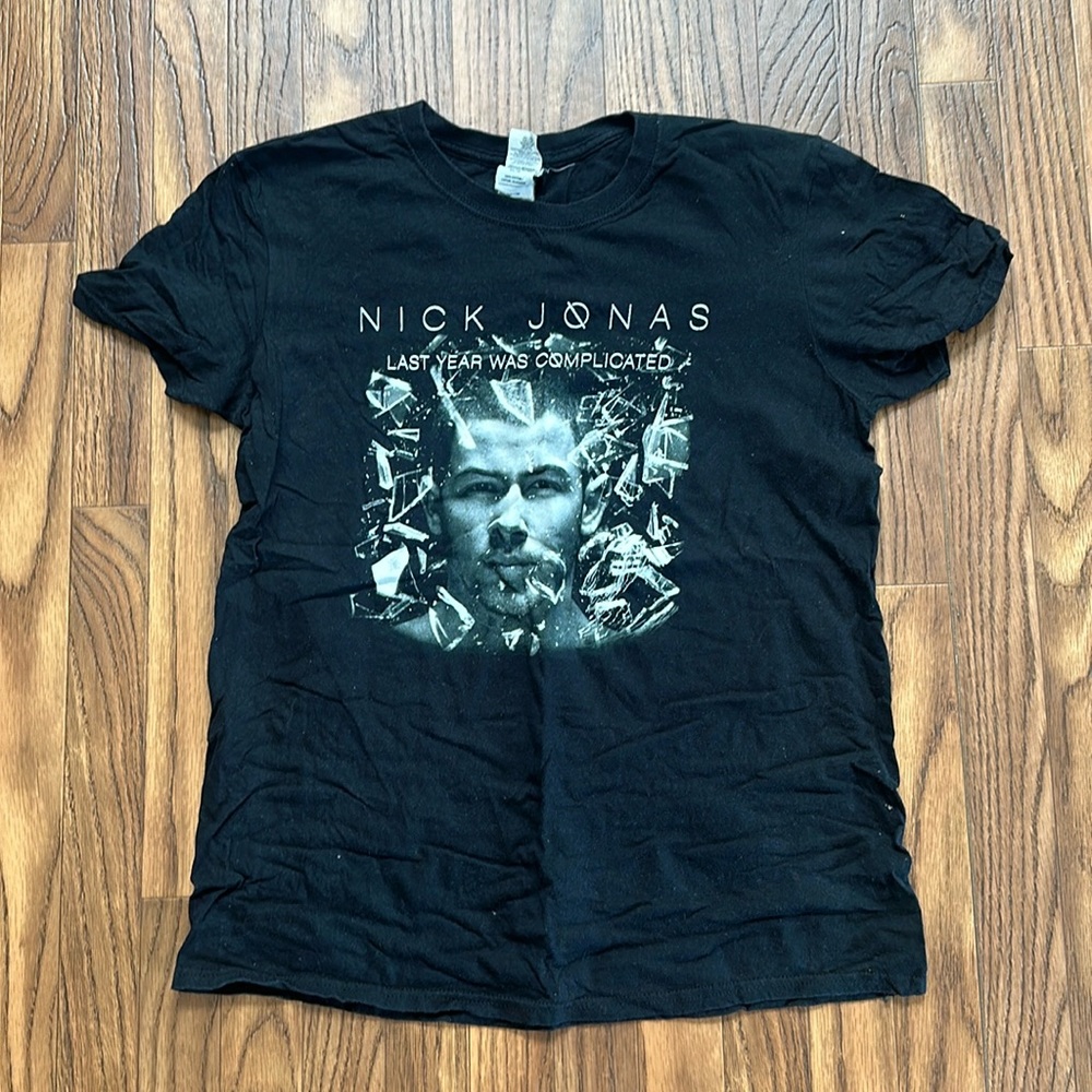 Nick Jonas tour tshirt
